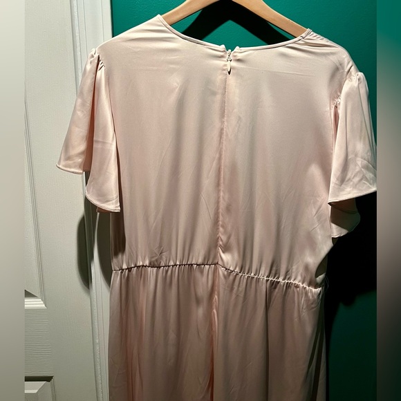 NWT Elegant Champagne Floor Length Dress from Torrid Size 20 - Picture 4 of 5